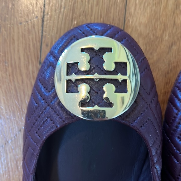 Tory Burch Quilted Reva - Picture 2 of 7